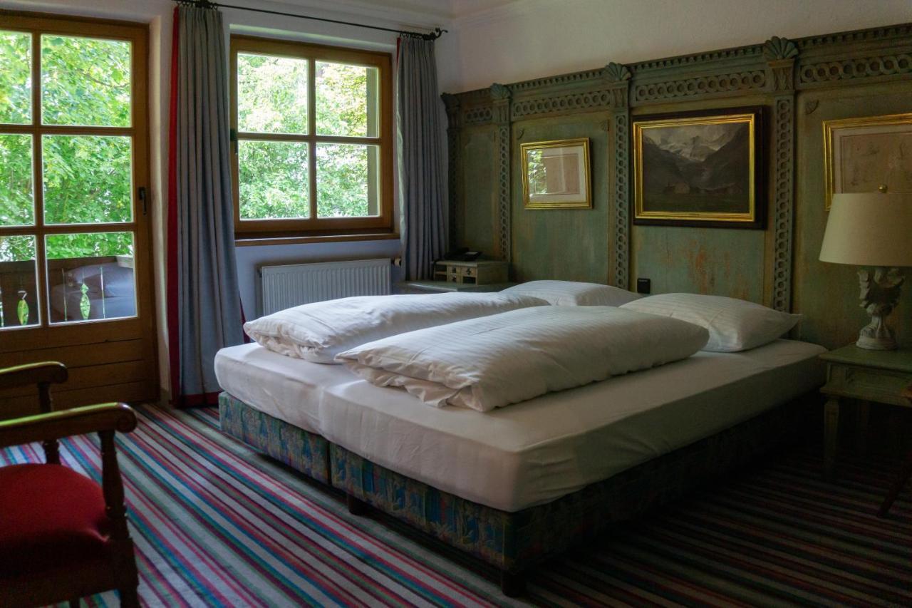 Hotel Schrenkhof Unterhaching Ngoại thất bức ảnh