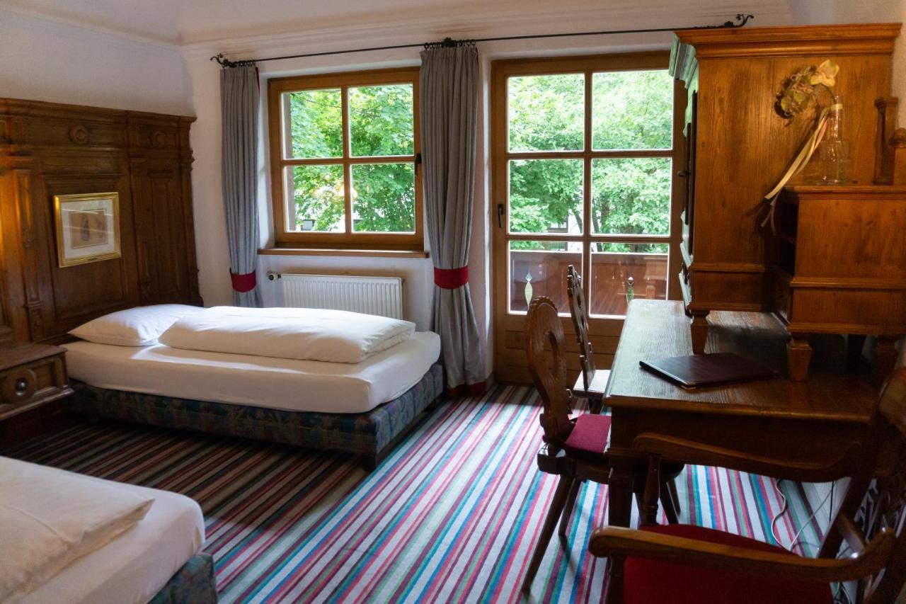 Hotel Schrenkhof Unterhaching Ngoại thất bức ảnh