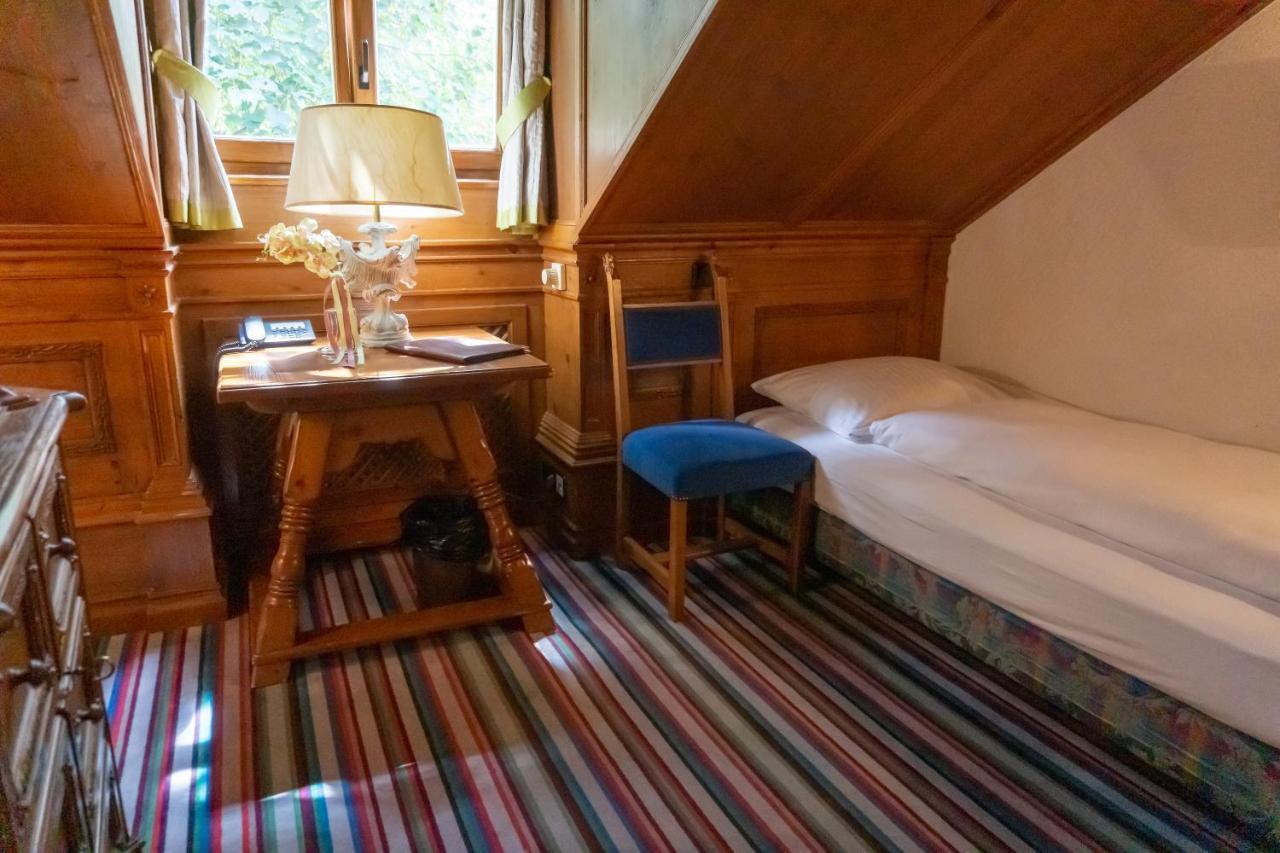Hotel Schrenkhof Unterhaching Ngoại thất bức ảnh
