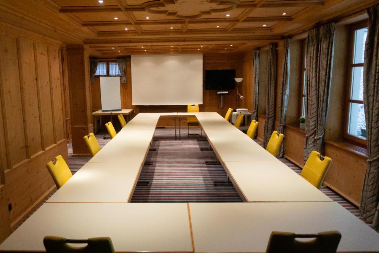 Hotel Schrenkhof Unterhaching Ngoại thất bức ảnh
