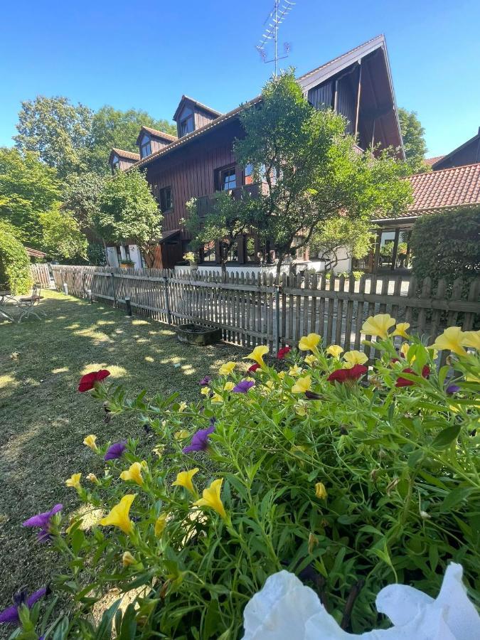 Hotel Schrenkhof Unterhaching Ngoại thất bức ảnh